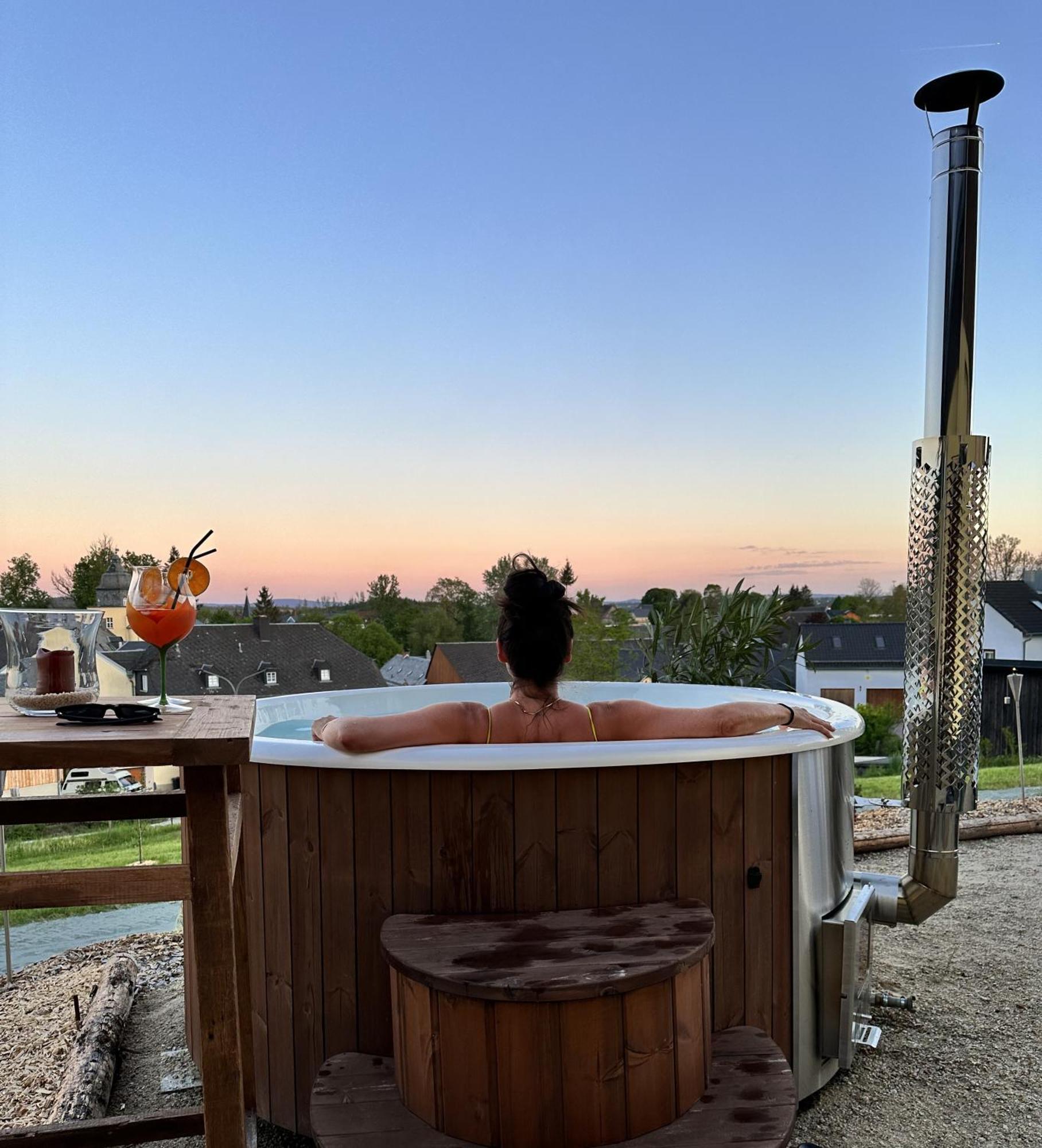 Chalet-Ferienwohnung Aehrenglueck, 70 Qm, Wellness/Fitness/Sauna - Bergroedelhof Feilitzsch エクステリア 写真