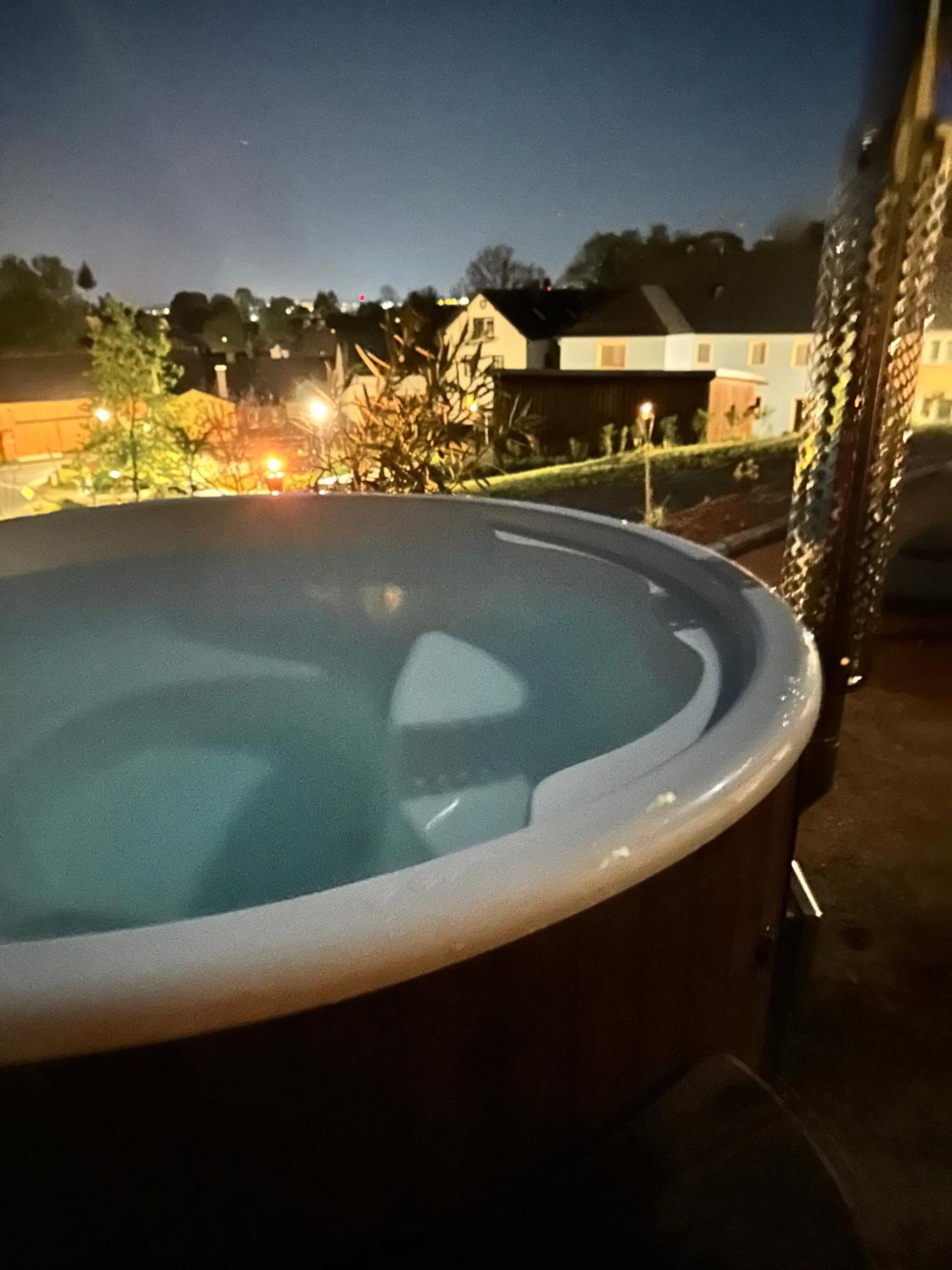 Chalet-Ferienwohnung Aehrenglueck, 70 Qm, Wellness/Fitness/Sauna - Bergroedelhof Feilitzsch エクステリア 写真